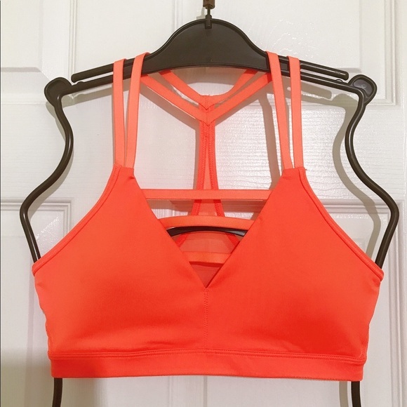 COPY - 💖 VSX⚜️ Victoria’s Secret Sports Bra - Picture 1 of 3